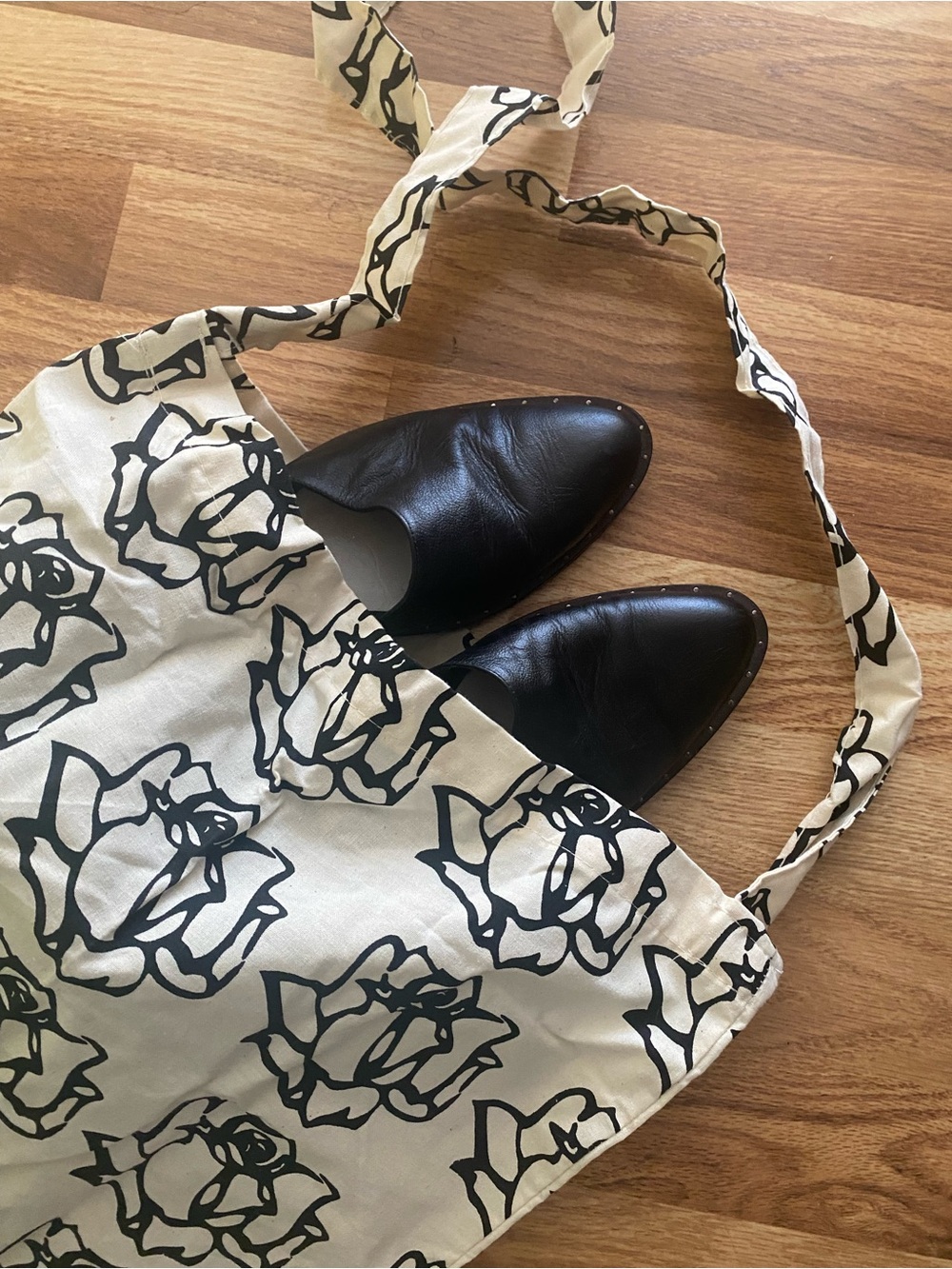Freda Salvador Dash Fringe D’Orsay Flat - Picture 9 of 11